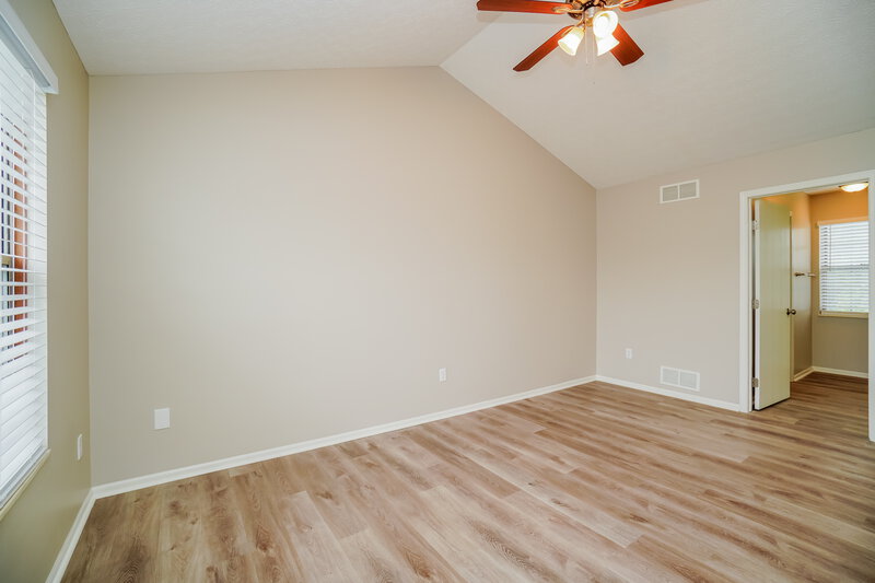 2,480/Mo, 3444 Trentshire Dr Canal Winchester, OH 43110 Main Bedroom View 2