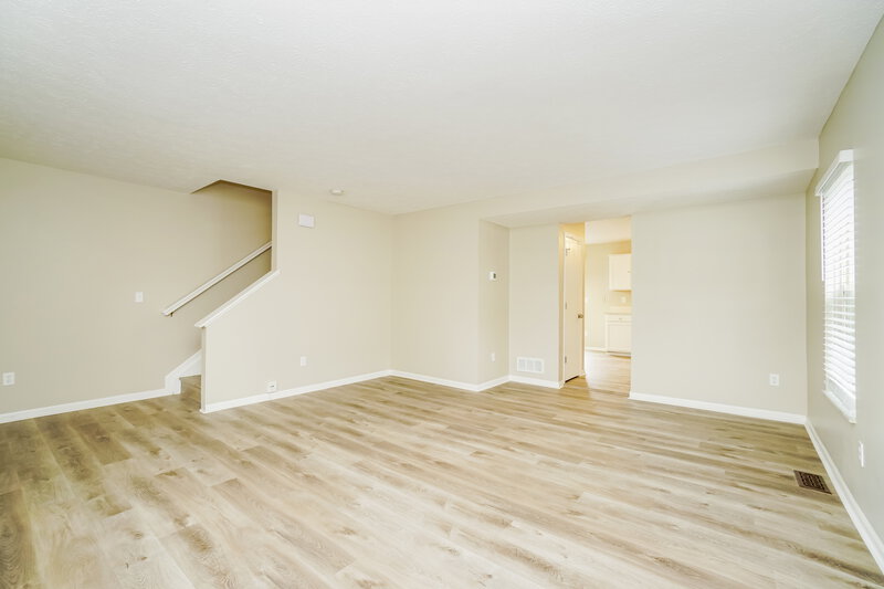 2,075/Mo, 5418 Wellcrest Ct Galloway, OH 43119 Living Room View 3