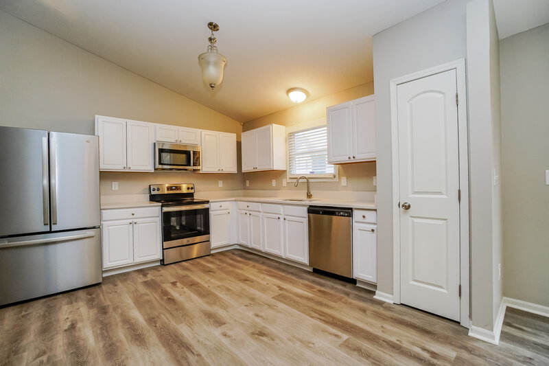 2,420/Mo, 1840 Brandigen Ln Columbus, OH 43228 Misc View 5