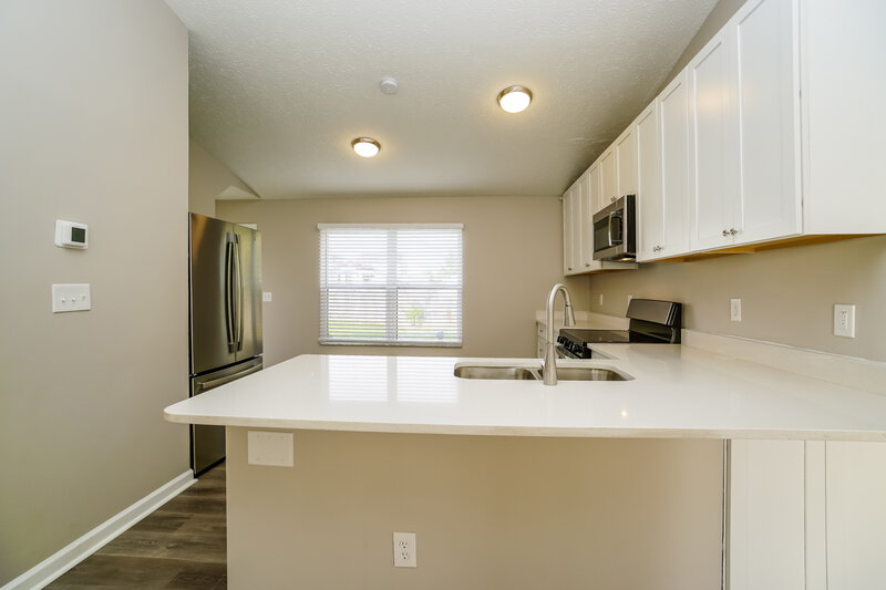 2,940/Mo, 2146 Kingsglen Dr Grove City, OH 43123 Kitchen View 3