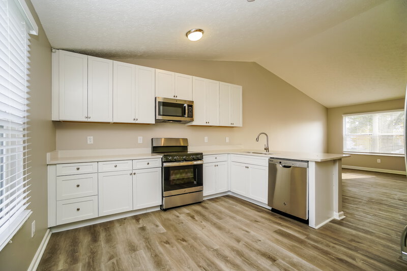 2,940/Mo, 2146 Kingsglen Dr Grove City, OH 43123 Kitchen View 4