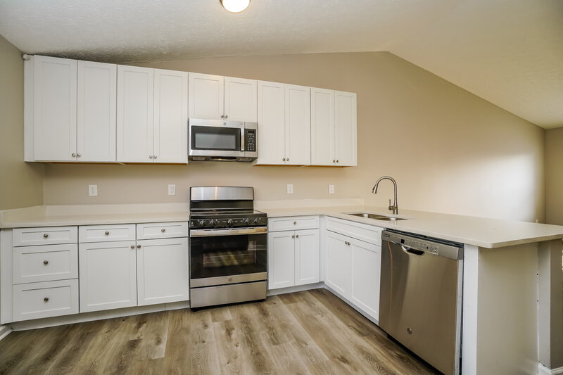 2,940/Mo, 2146 Kingsglen Dr Grove City, OH 43123 Kitchen View 5
