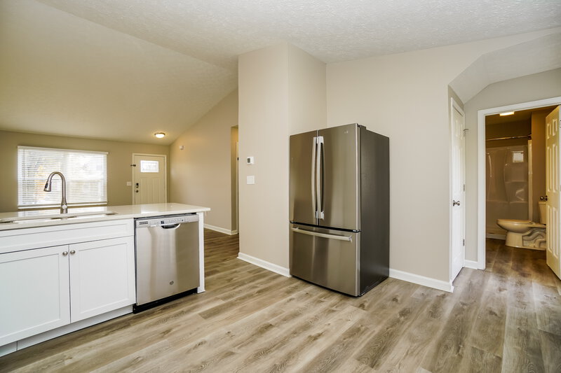 2,940/Mo, 2146 Kingsglen Dr Grove City, OH 43123 Kitchen View 6