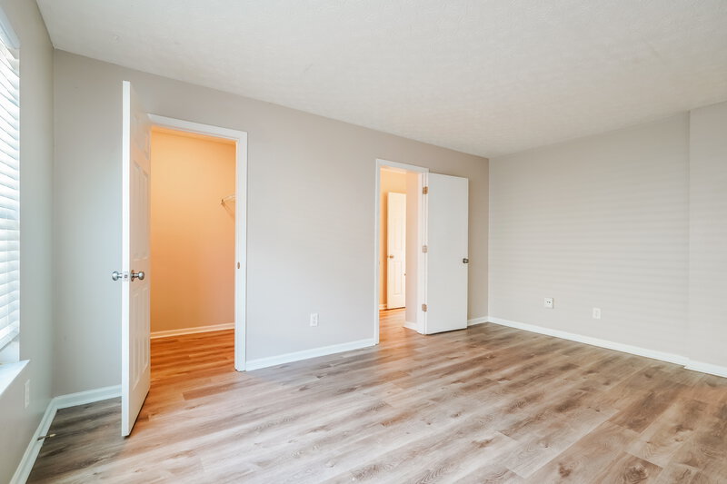 2,160/Mo, 2146 Kingsglen Dr Grove City, OH 43123 Main Bedroom View 2