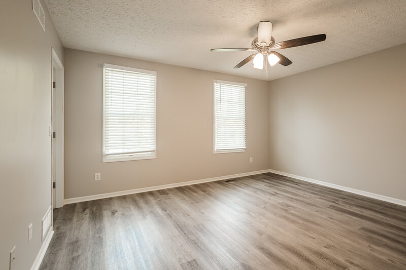 2,200/Mo, 3397 Brook Spring Dr Grove City, OH 43123 Main Bedroom View