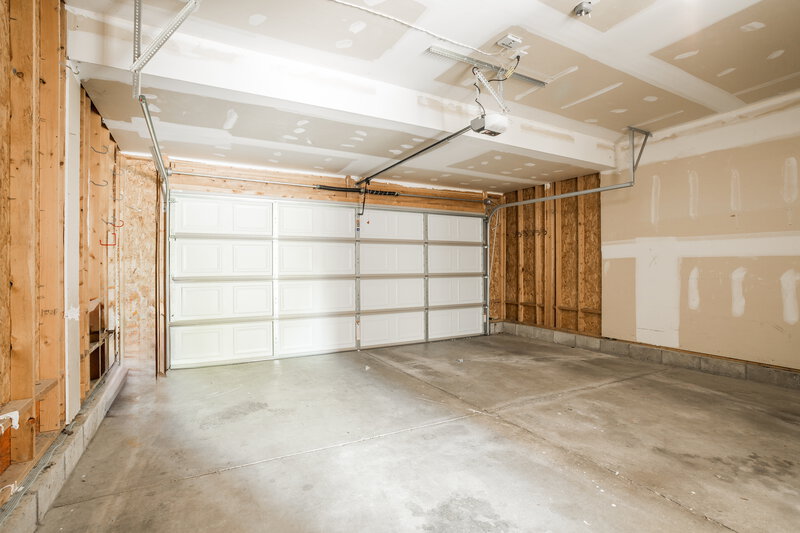 2,200/Mo, 3397 Brook Spring Dr Grove City, OH 43123 Garage View