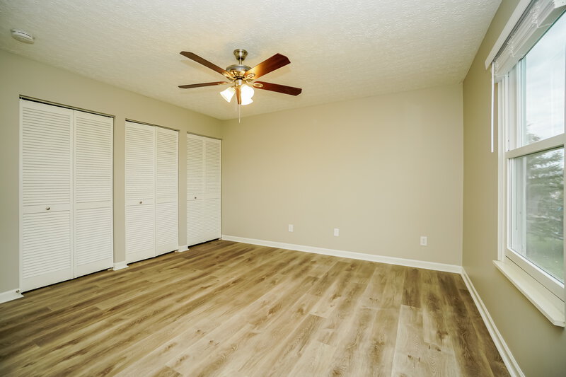 2,095/Mo, 20 W Fieldstone Etna, OH 43062 Main Bedroom View