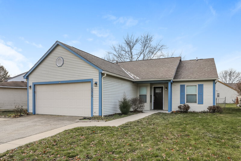 2,135/Mo, 5815 Meadowhurst Way Dublin, OH 43017 Front View