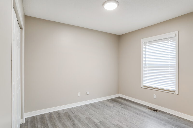 2,135/Mo, 5815 Meadowhurst Way Dublin, OH 43017 Bedroom View 3