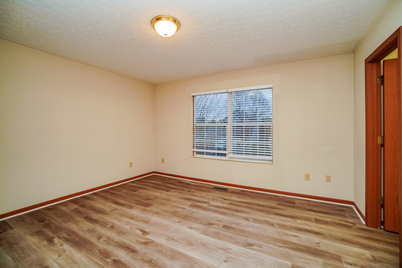 1,810/Mo, 6150 Kensington Glen Dr Canal Winchester, OH 43110 Bedroom View