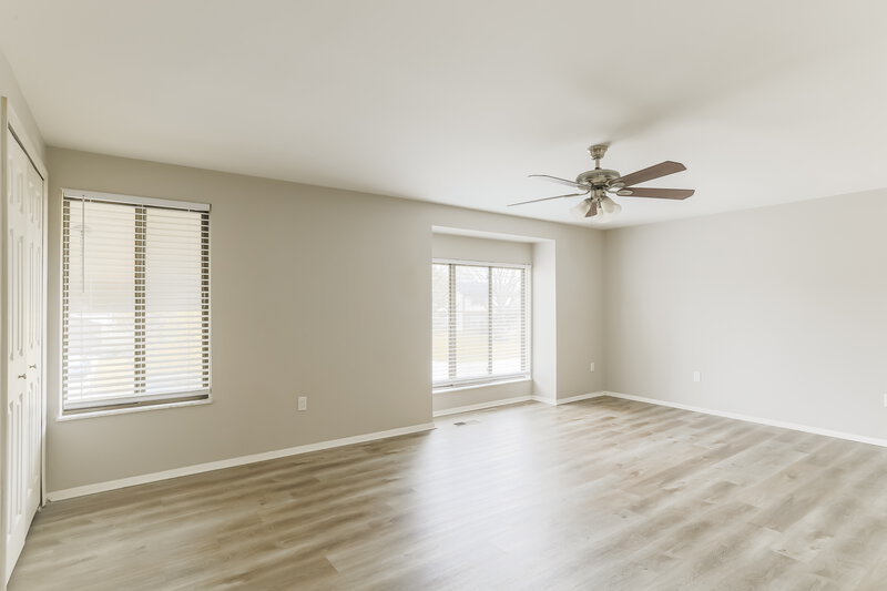 2,570/Mo, 12143 Twincreek Dr NW Pickerington, OH 43147 Main Bedroom View