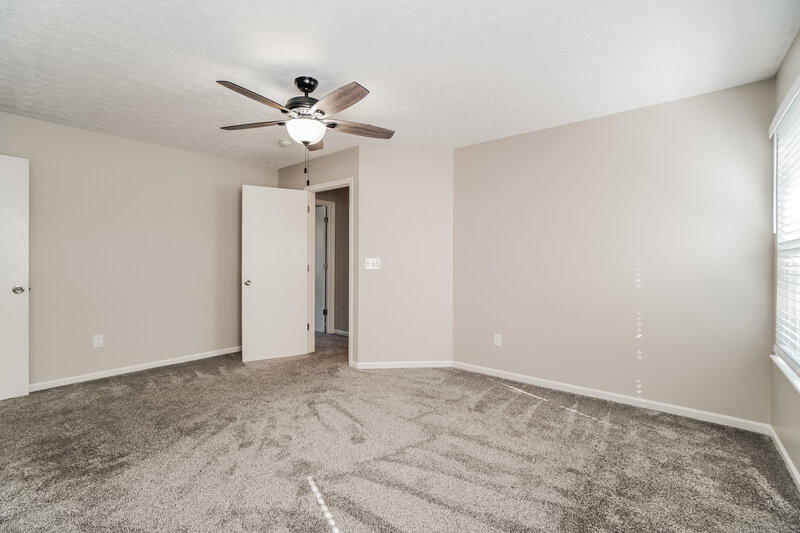 3,490/Mo, 1561 Meadowlark Ln Marysville, OH 43040 Main Bedroom View 2