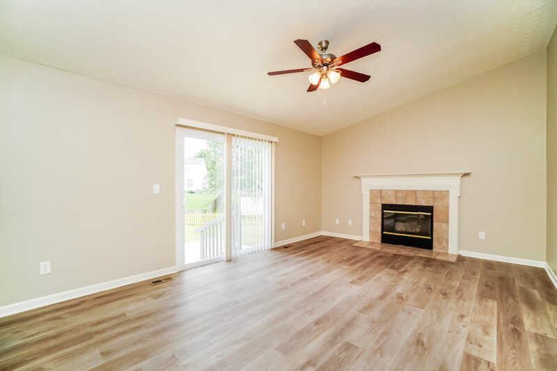 2,020/Mo, 8903 Ormiston Ct Reynoldsburg, OH 43068 Living Room View