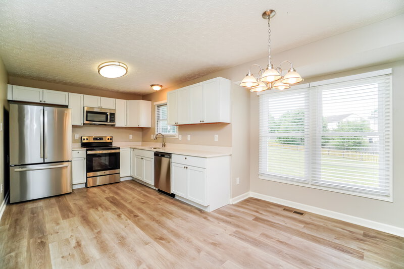 2,020/Mo, 8903 Ormiston Ct Reynoldsburg, OH 43068 Breakfast Nook View