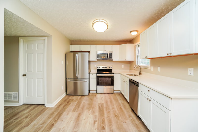 2,020/Mo, 8903 Ormiston Ct Reynoldsburg, OH 43068 Kitchen View