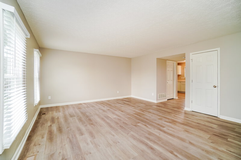 2,020/Mo, 8903 Ormiston Ct Reynoldsburg, OH 43068 Family Room View