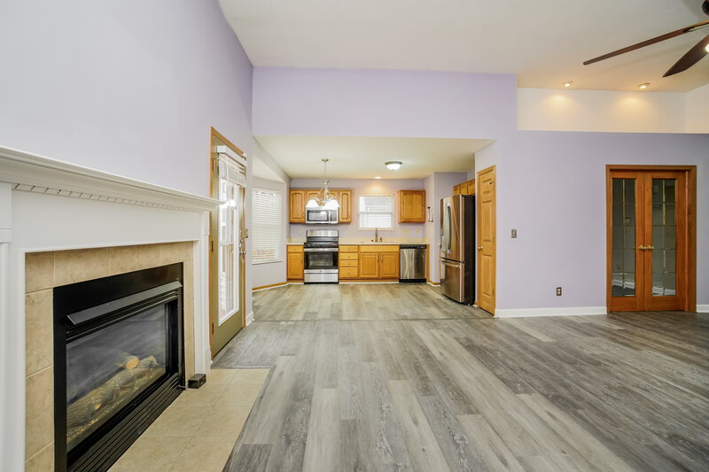 2,175/Mo, 415 Vanderbuilt St Pickerington, OH 43147 Living Room View 3