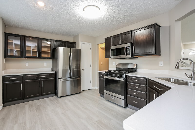 2,420/Mo, 5673 Silver Spurs Ln Galloway, OH 43119 Kitchen View