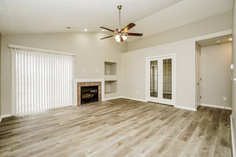 1,825/Mo, 4705 Heatherton Dr Columbus, OH 43229 Living Room View