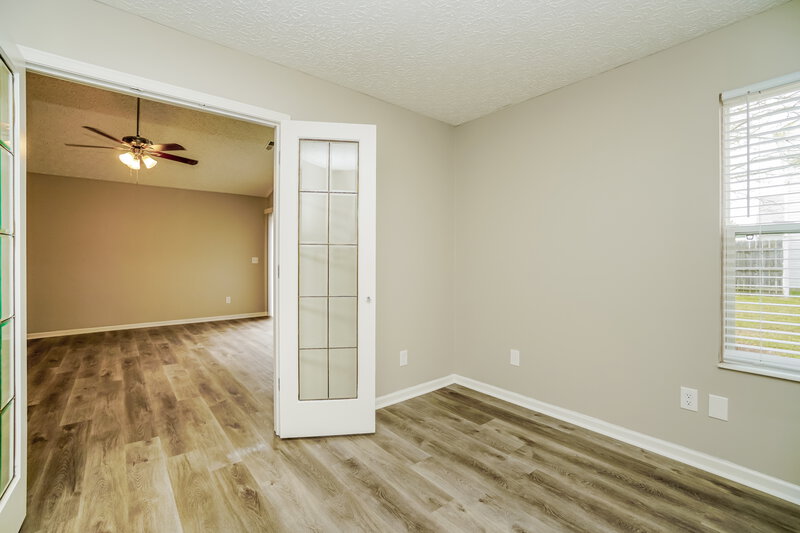 1,825/Mo, 4705 Heatherton Dr Columbus, OH 43229 Office View