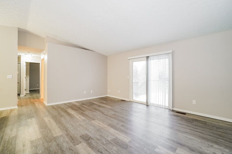 1,985/Mo, 5769 Sundial Dr Galloway, OH 43119 Dining Room View