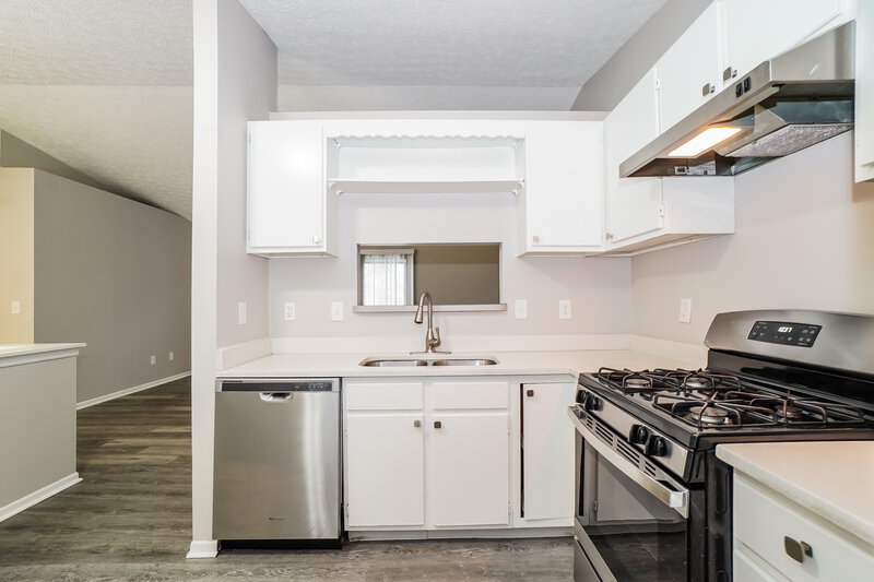 1,985/Mo, 5769 Sundial Dr Galloway, OH 43119 Kitchen View 3