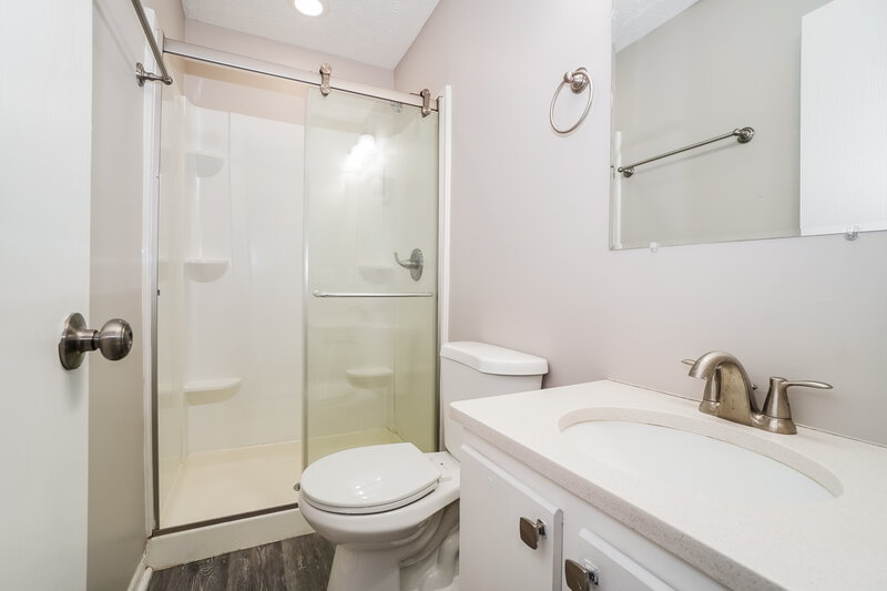 1,985/Mo, 5769 Sundial Dr Galloway, OH 43119 Main Bathroom View