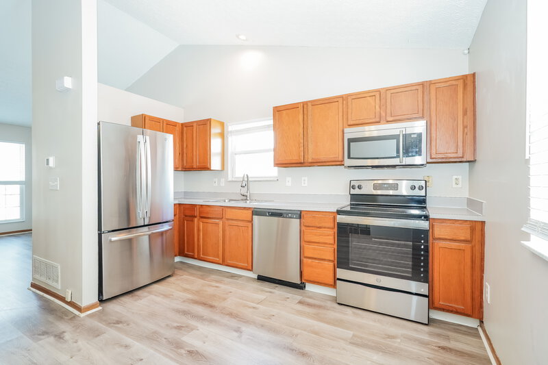2,225/Mo, 3294 Bellowind Dr Reynoldsburg, OH 43068 Kitchen View