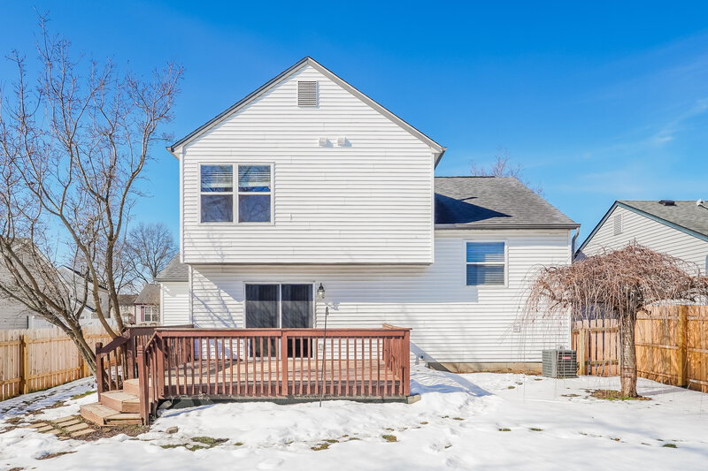 2,225/Mo, 3294 Bellowind Dr Reynoldsburg, OH 43068 Rear View