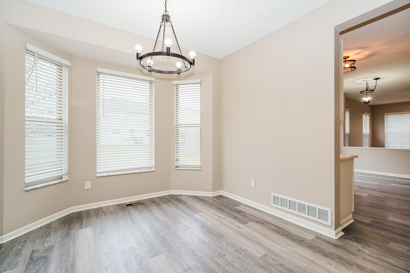 2,795/Mo, 925 Mahle Dr Reynoldsburg, OH 43068 Dining Room View