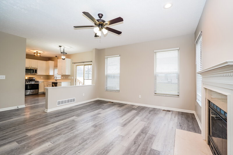 2,795/Mo, 925 Mahle Dr Reynoldsburg, OH 43068 Family Room View