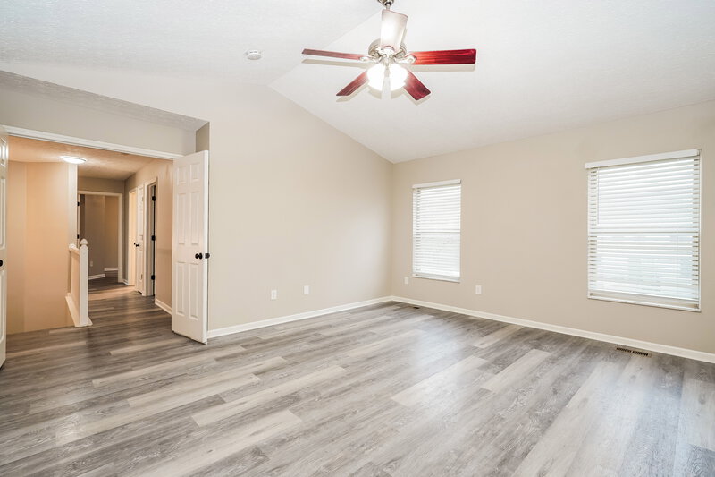 2,795/Mo, 925 Mahle Dr Reynoldsburg, OH 43068 Main Bedroom View