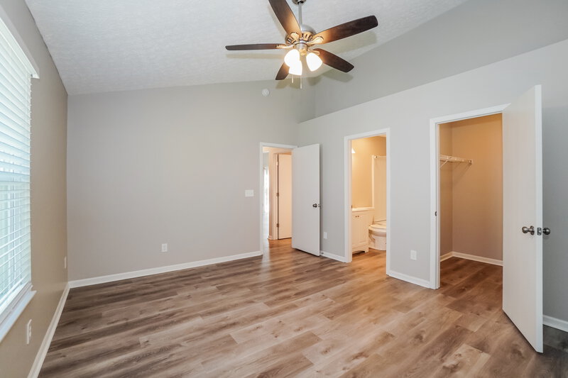 3,100/Mo, 4934 Allwood Dr Columbus, OH 43231 Main Bedroom View