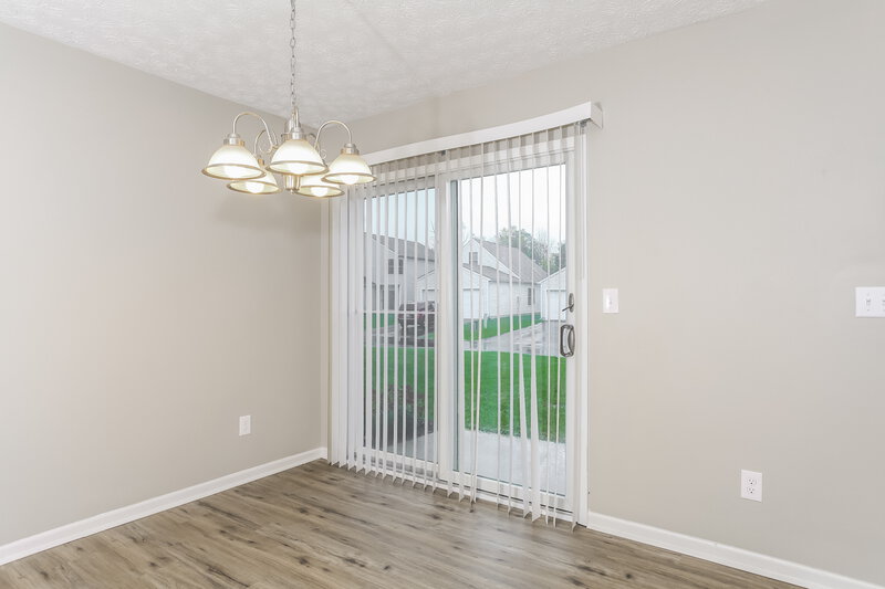 2,025/Mo, 7767 Lupine Dr Blacklick, OH 43004 Dining Room View