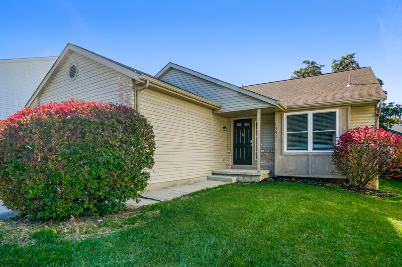 2,300/Mo, 1551 Covina Dr Columbus, OH 43228 External View