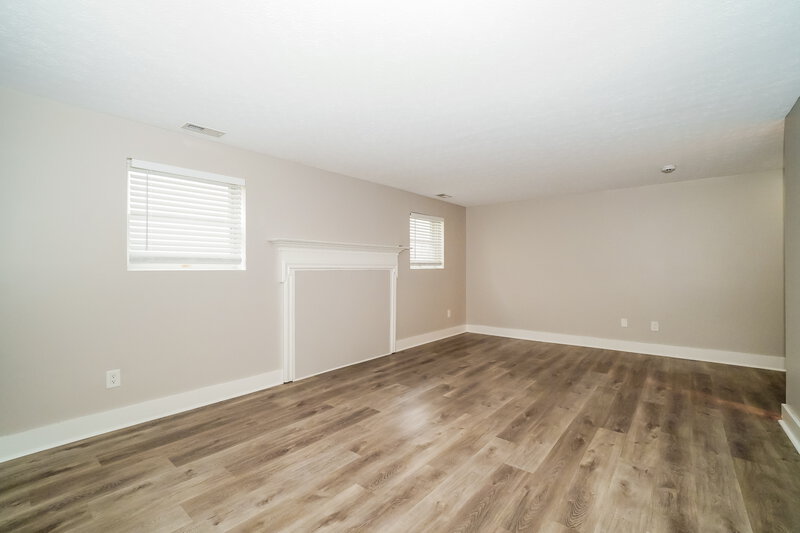 2,715/Mo, 4581 Dungannon Dr Grove City, OH 43123 Family Room View 2