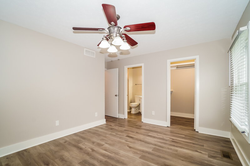 2,715/Mo, 4581 Dungannon Dr Grove City, OH 43123 Main Bedroom View