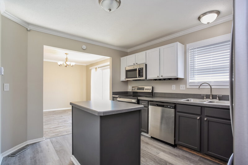 2,260/Mo, 5525 Boucher Dr Orient, OH 43146 Kitchen View 2