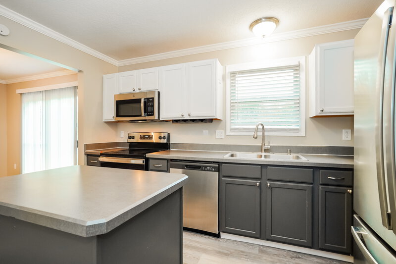 2,235/Mo, 5525 Boucher Dr Orient, OH 43146 Kitchen View 3