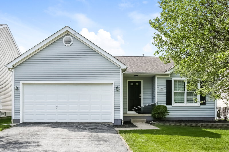 2,970/Mo, 1807 Brandigen Ln Columbus, OH 43228 External View