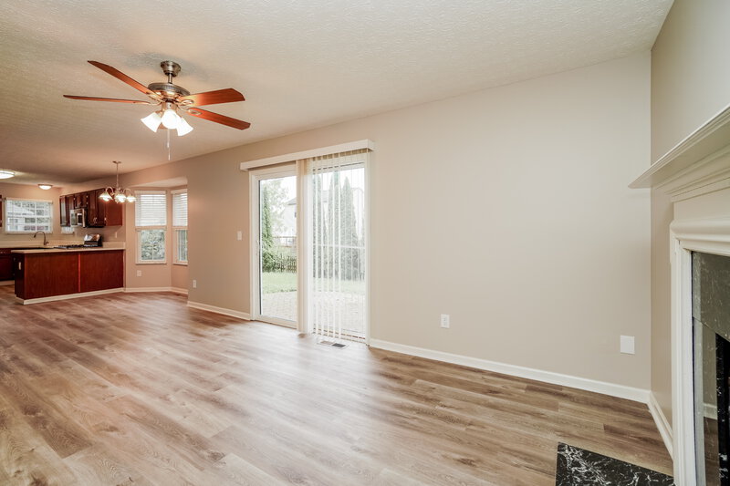 2,500/Mo, 781 Laile Ct Reynoldsburg, OH 43068 Living Room View 2