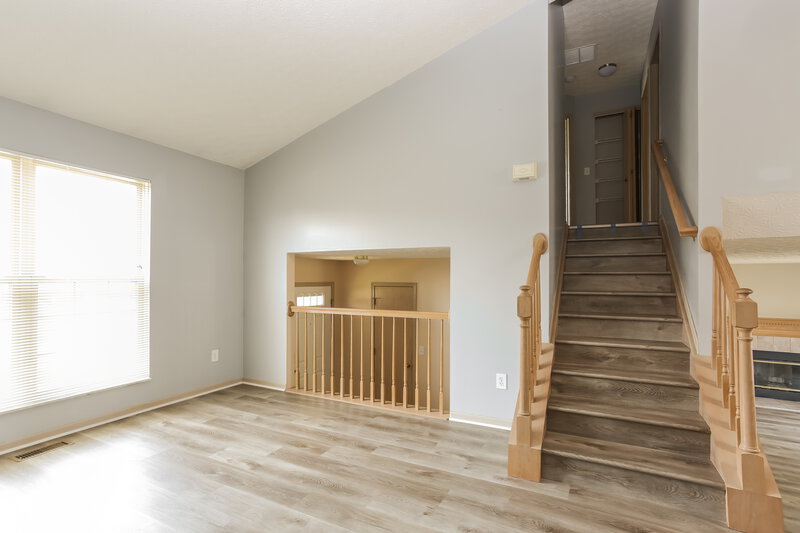 1,895/Mo, 6760 Jennyann Way Canal Winchester, OH 43110 Dining Room View