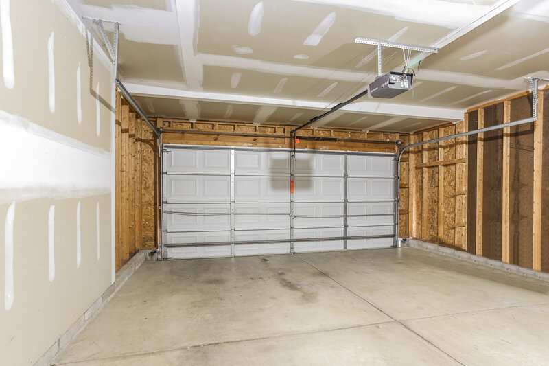 1,895/Mo, 6760 Jennyann Way Canal Winchester, OH 43110 Garage View