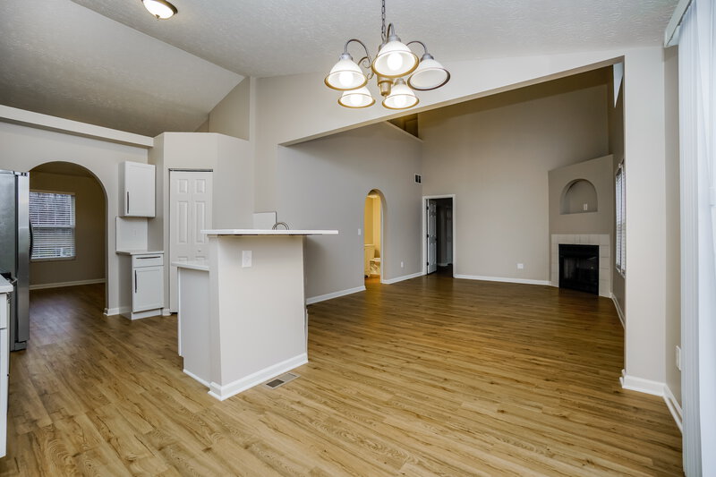 2,040/Mo, 7564 Braeburn Ct Blacklick, OH 43004 Breakfast Nook View