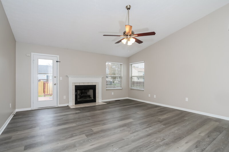 2,390/Mo, 3311 Darby Glen Blvd Hilliard, OH 43026 Living Room View