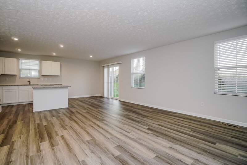 2,330/Mo, 1971 Lake Crest Dr Grove City, OH 43123 Misc View