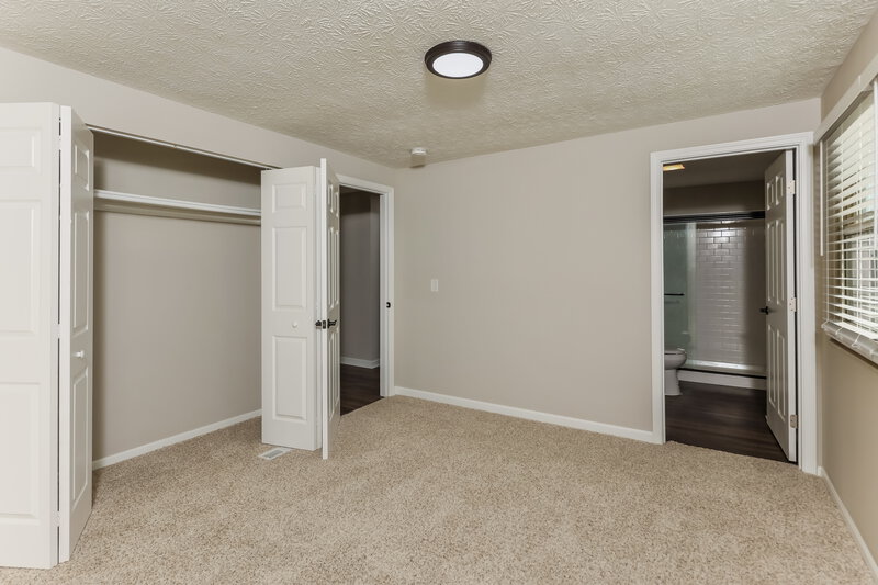 2,450/Mo, 5305 Davidson Rd Hilliard, OH 43026 Main Bedroom View