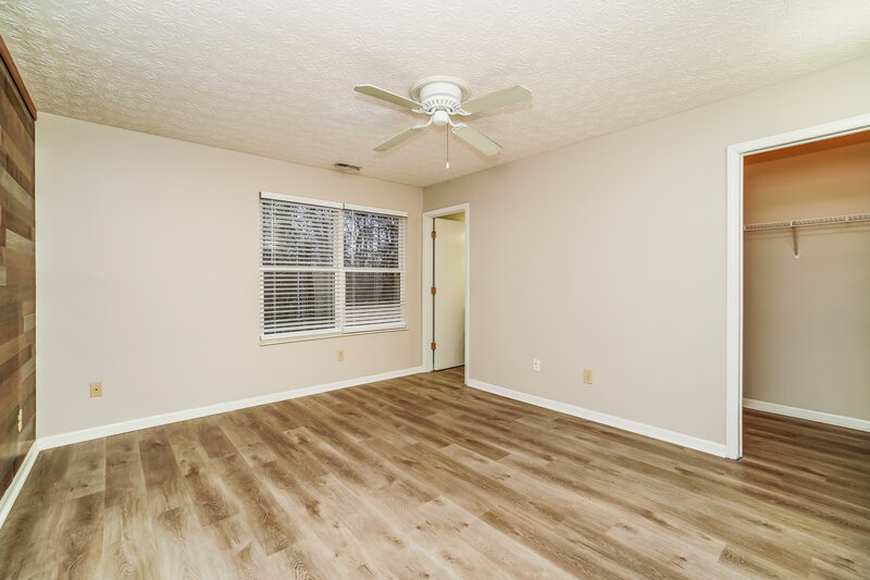 1,745/Mo, 221 Stonhope Dr Delaware, OH 43015 Main Bedroom View