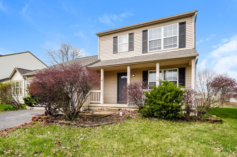 2,195/Mo, 129 Glengary Dr Delaware, OH 43015 Front View