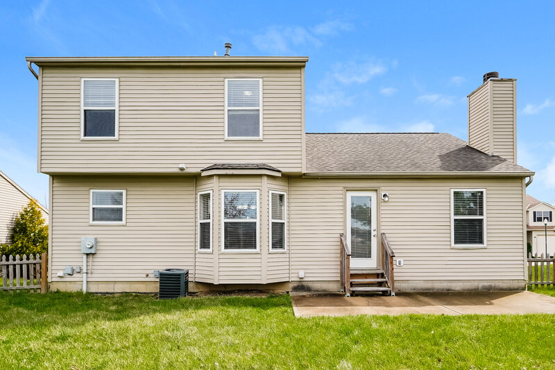 2,195/Mo, 129 Glengary Dr Delaware, OH 43015 Rear View